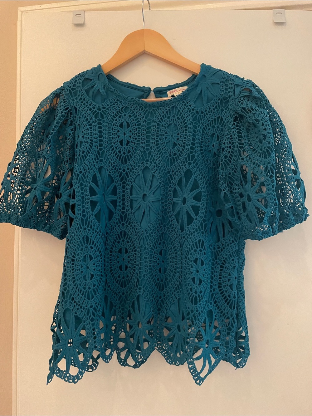 Pinky Teal Crochet Lace Short Sleeve Blouse